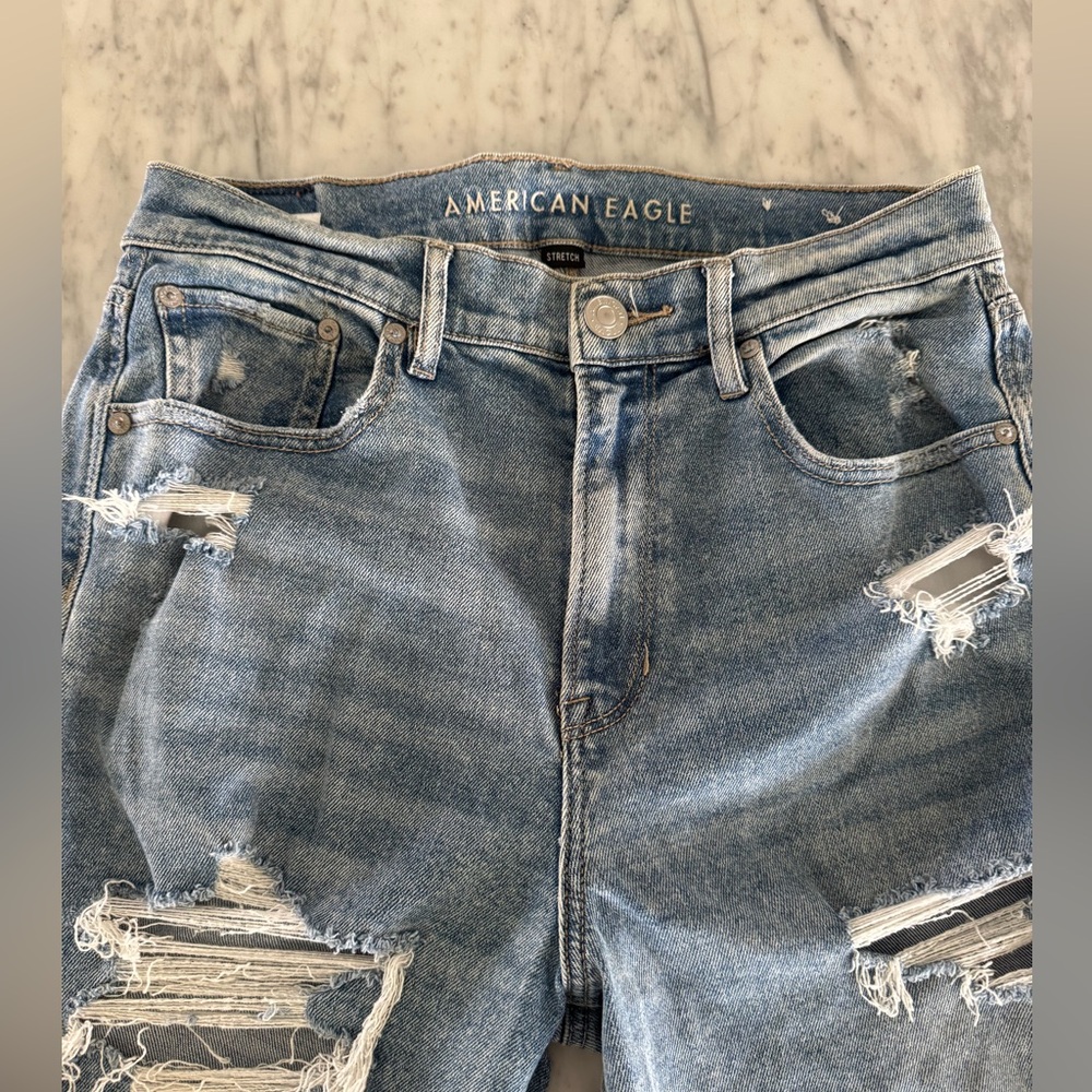 American Eagle Outfitters Blue Boyfriend Jeans Distressed 10 - Picture 3 of 6